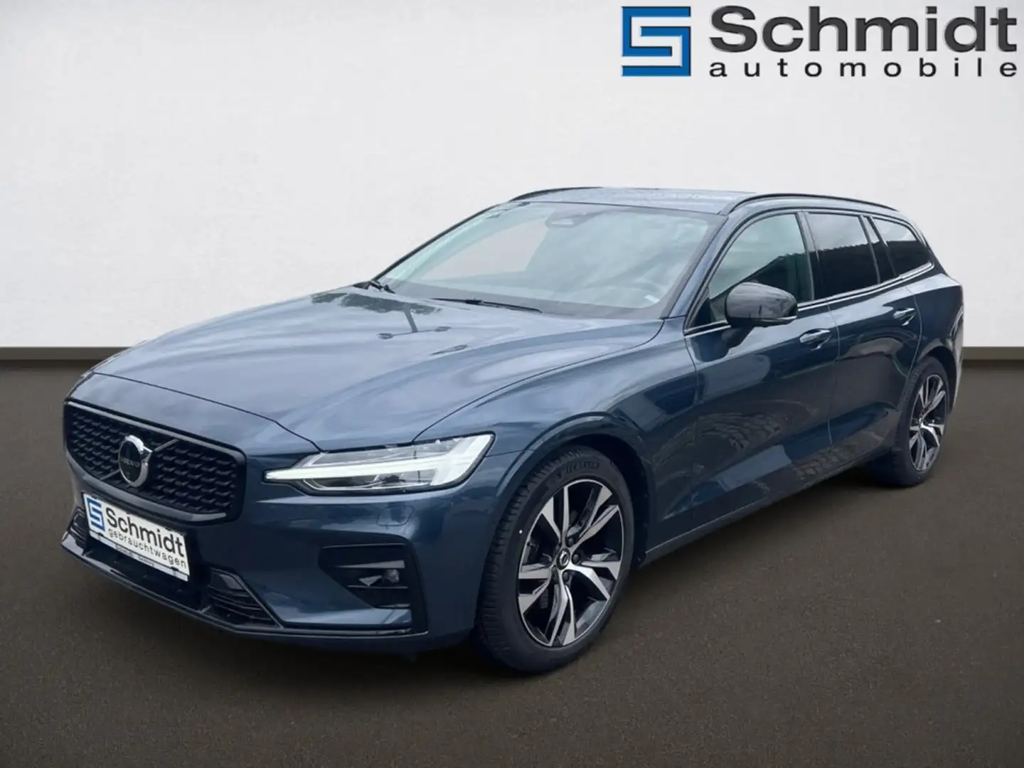 Volvo V60 B4 (P) Plus Dark Geartronic Bleu - 2