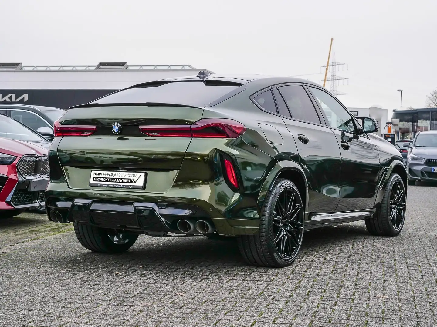 BMW X6 M Competition AHK Softclose SkyLounge DA Pro PA Pro Zwart - 2