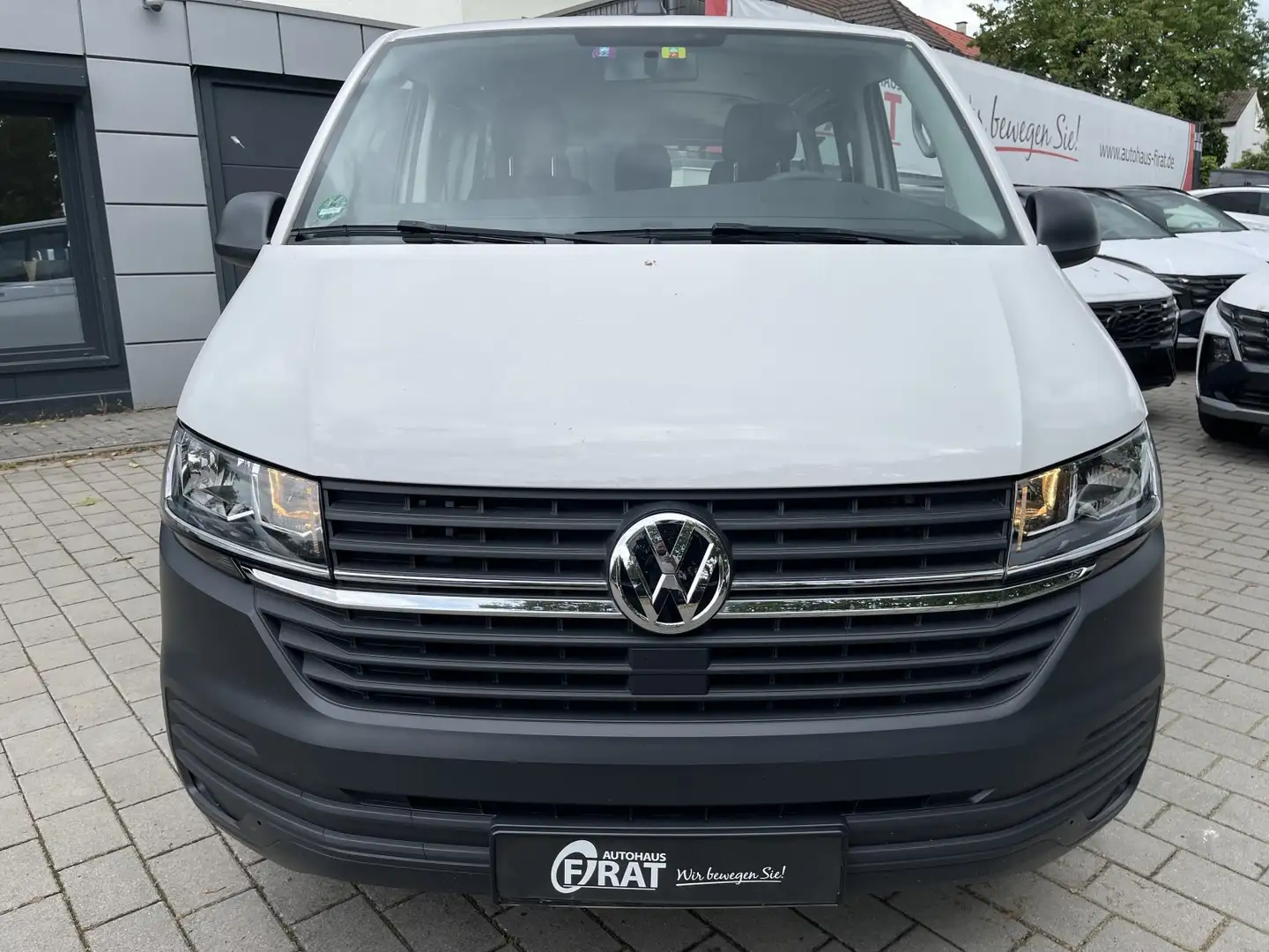 Volkswagen T6 T6.1 Transporter Kombi / Langer Radstand/8Sitze Weiß - 2