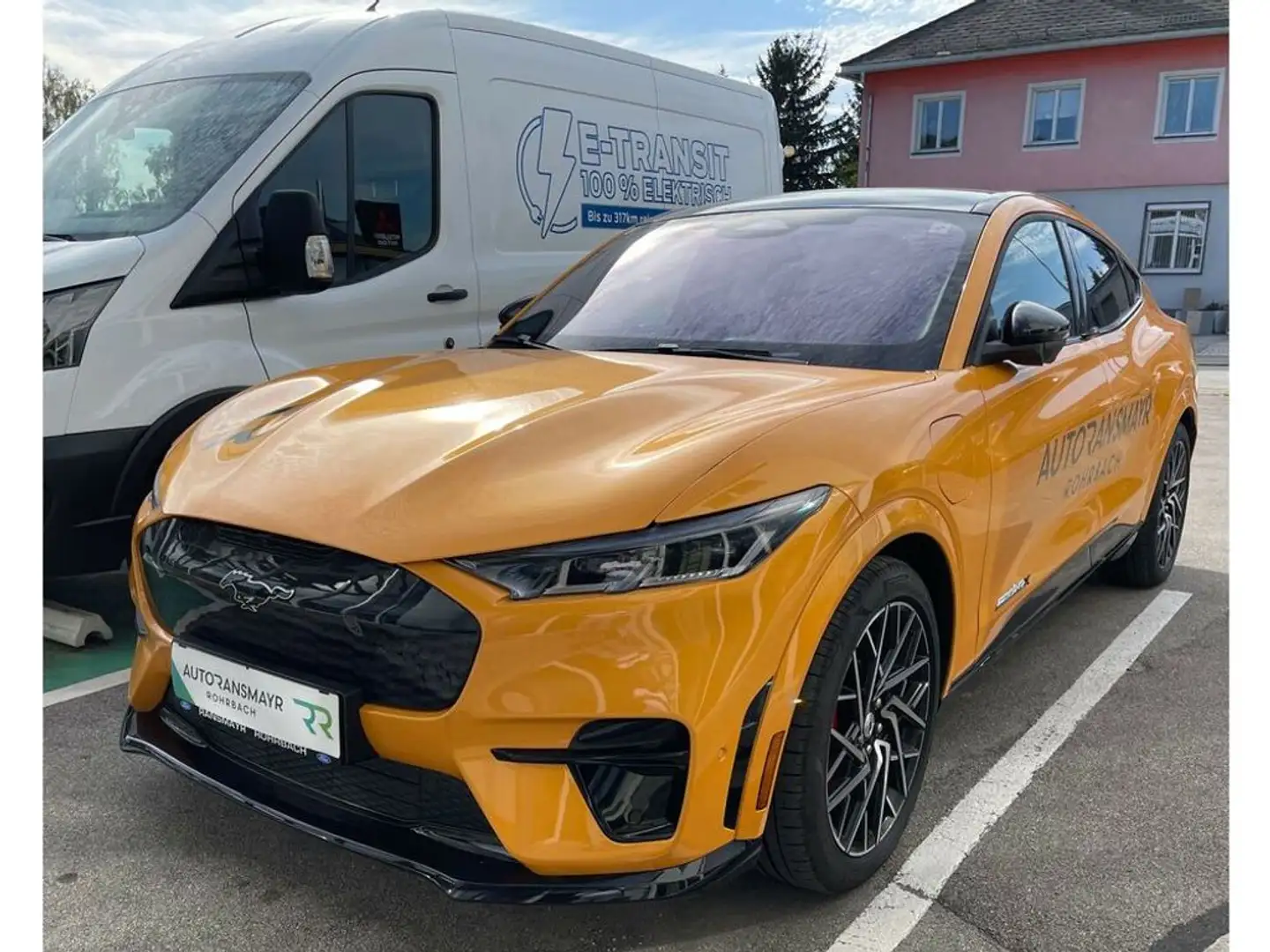 Ford Mustang Mach-E GT AWD Orange - 2
