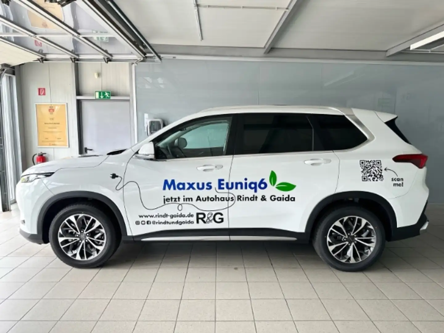Maxus Keyless 360-Grad Leder Pano ACC el.Sitze Blanco - 2