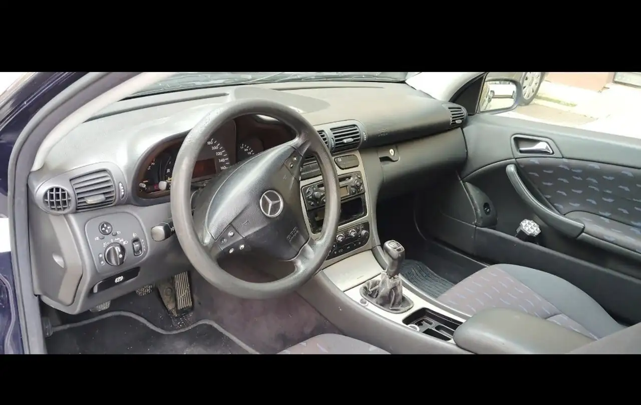 Mercedes-Benz C 180 Elegance, foto 7