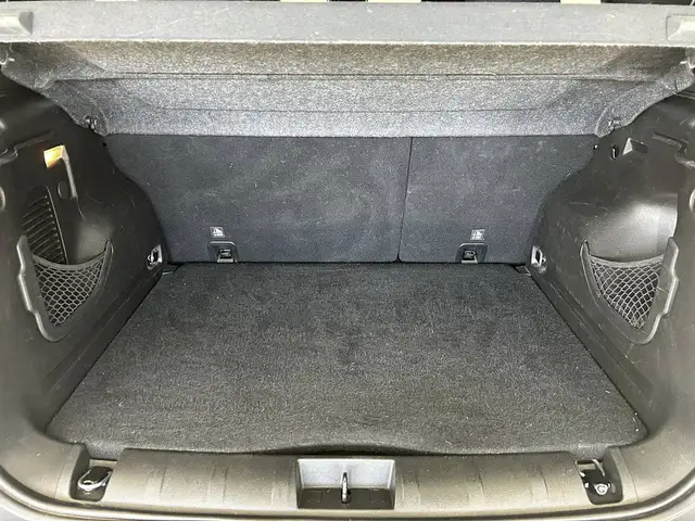 Jeep Renegade view 15
