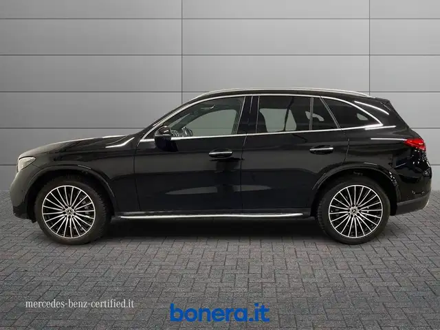 Mercedes-Benz 300 view 7