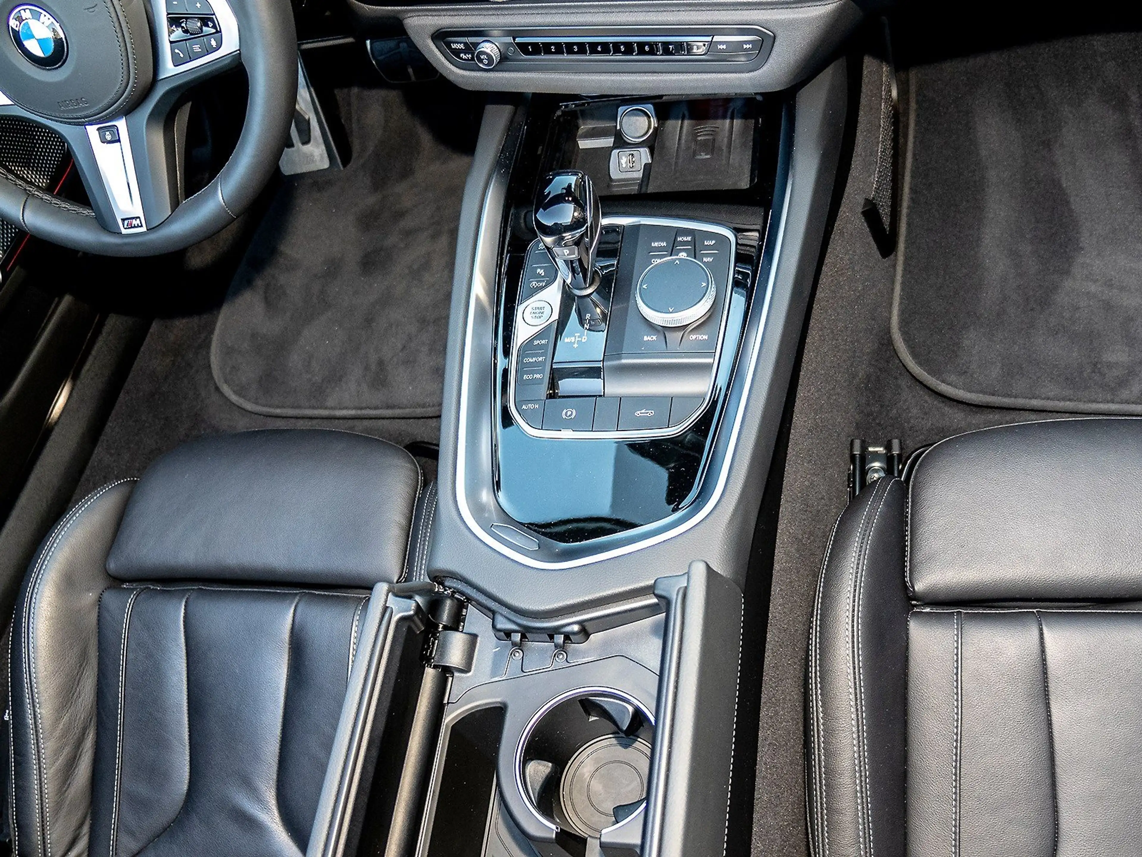 BMW Z4 M40i — photo 10