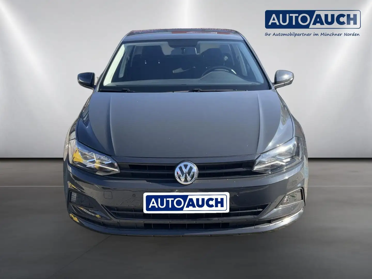 Volkswagen Polo VI Trendline Grau - 2