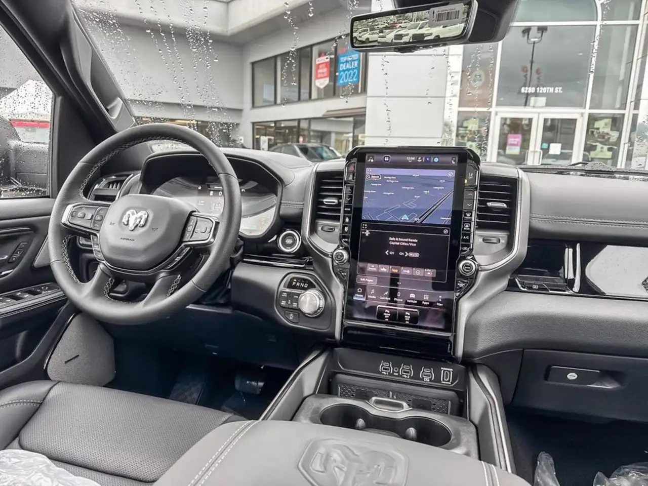 RAM 1500 снимка RAM 1500