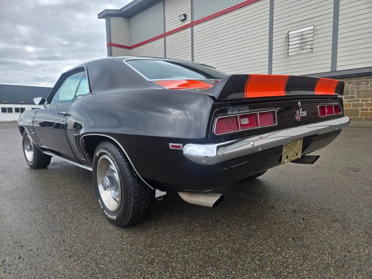 Chevrolet Camaro снимка Chevrolet Camaro