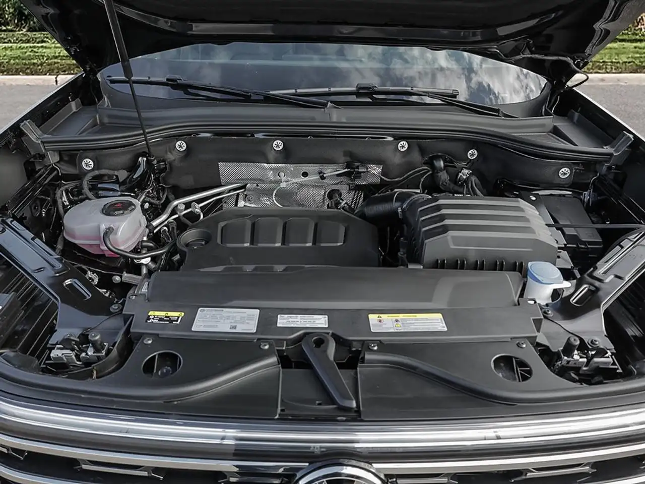 Volkswagen Atlas снимка Volkswagen Atlas