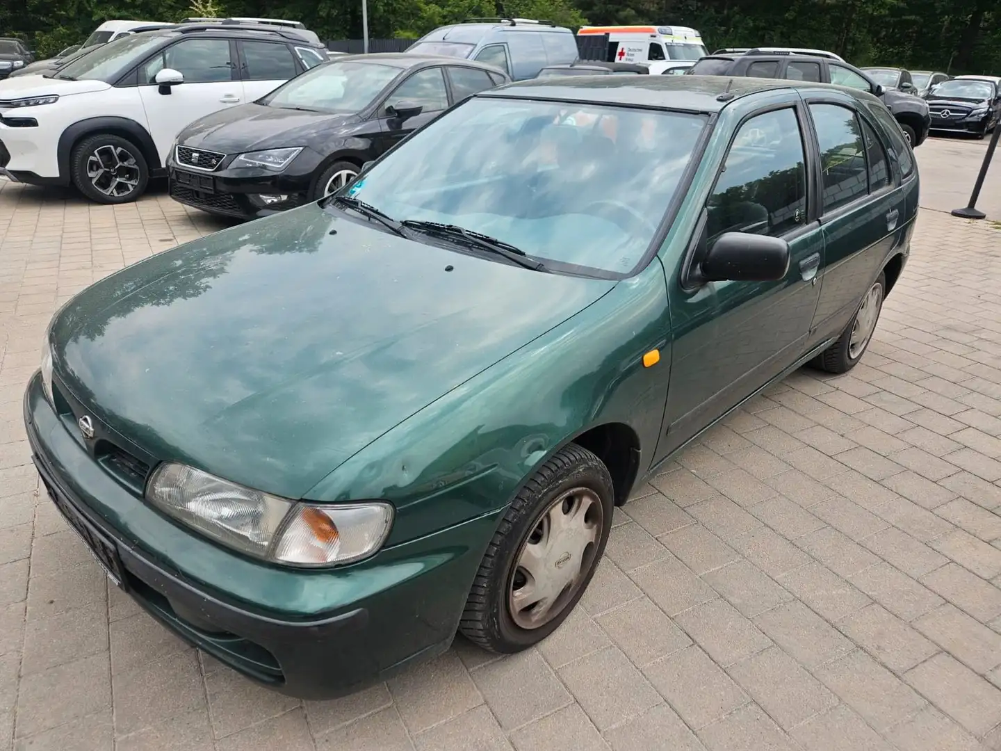 Nissan Almera 1.6 Ambiente Zöld - 1