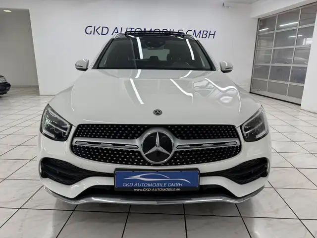 Mercedes-Benz GLC 200 view 6