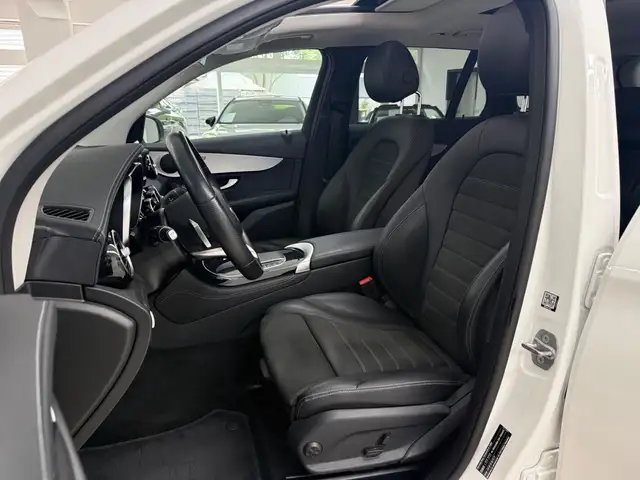 Mercedes-Benz GLC 200 view 15