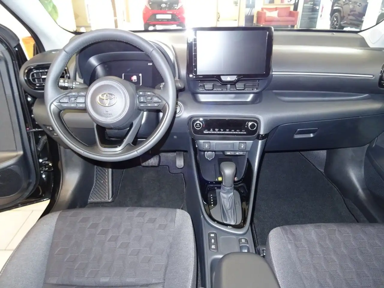 Toyota Yaris 2026 — фото 10