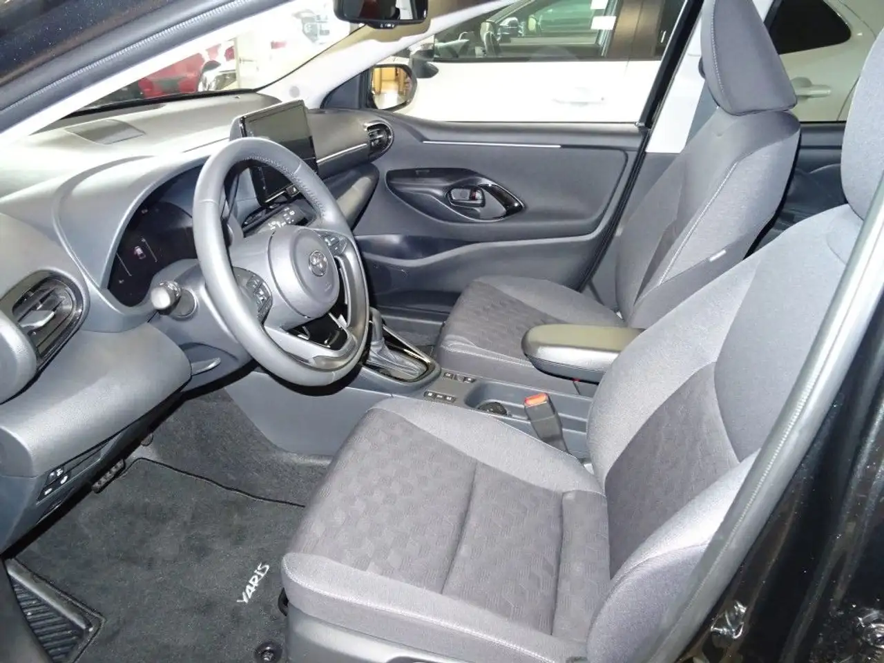 Toyota Yaris 2026 — фото 9