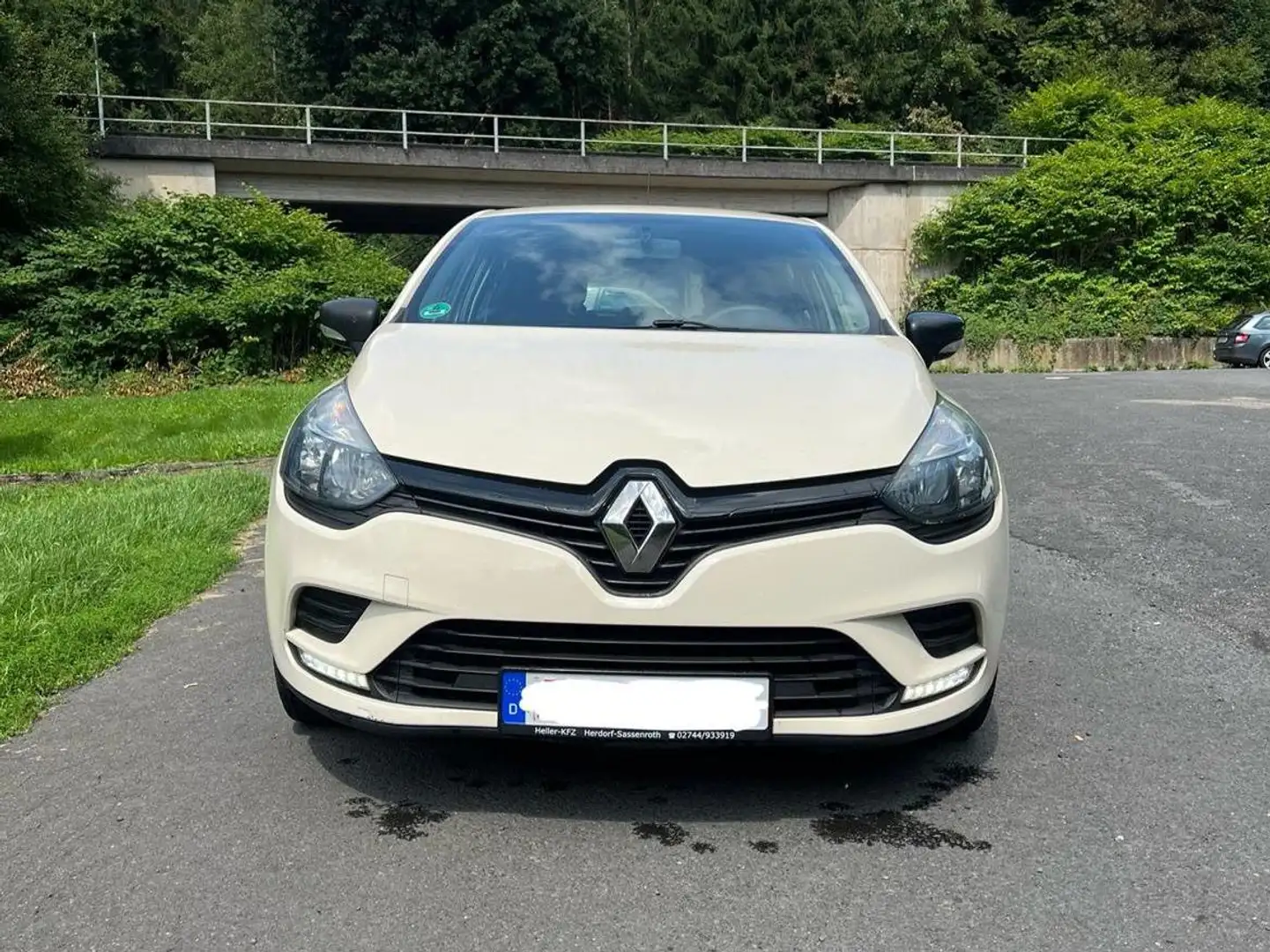 Renault Clio Start Beige - 1