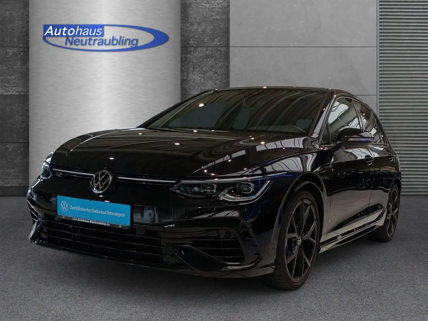 Volkswagen Golf 8 2.0 TSI "R PERFORMANCE" 333 PS DSG +IQ.LIGHT+NAV Schwarz - 2