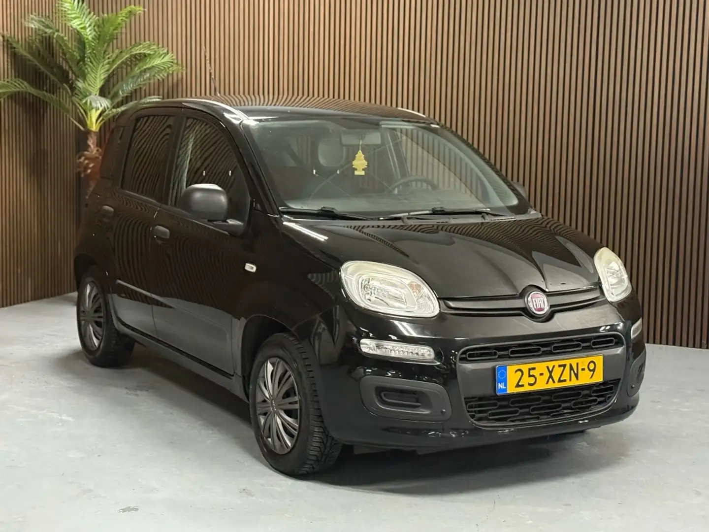 Fiat Panda 0.9 TwinAir Pop Zwart - 2