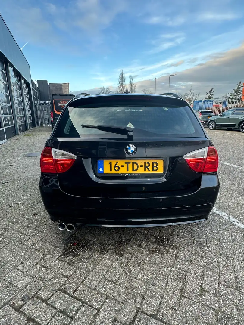 BMW 330 xd High Executive Noir - 2