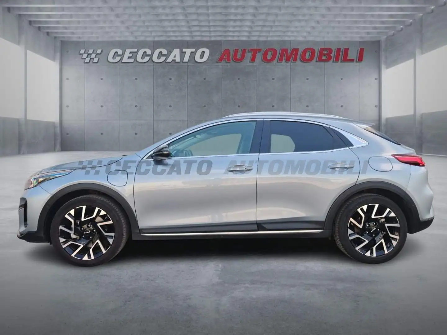 Kia XCeed XCeed 1.6 gdi phev Evolution 141cv dct Срібний - 2