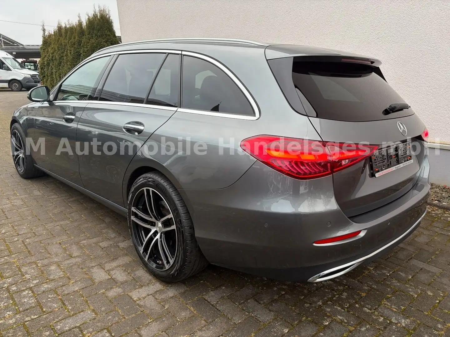 Mercedes-Benz C 220 *4Matic*Avantgarde*Distronic*LED* Gris - 2