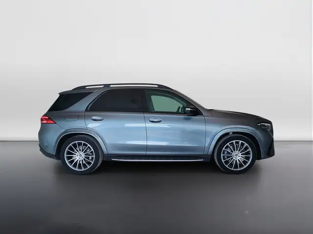 Mercedes-Benz Gle view 4