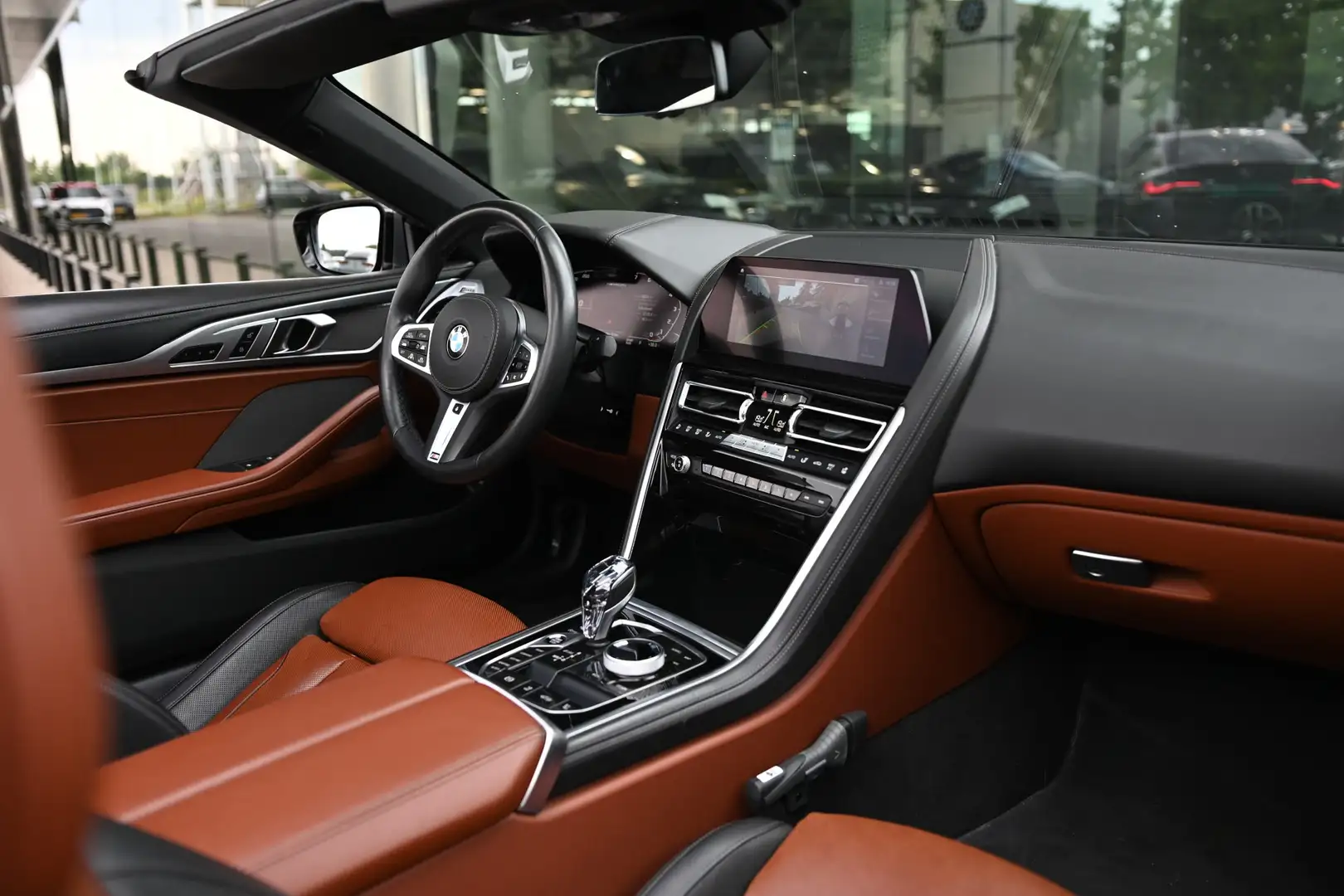 BMW M850 8 Serie M850i xDrive High Executive Automaat / Las Grijs - 2