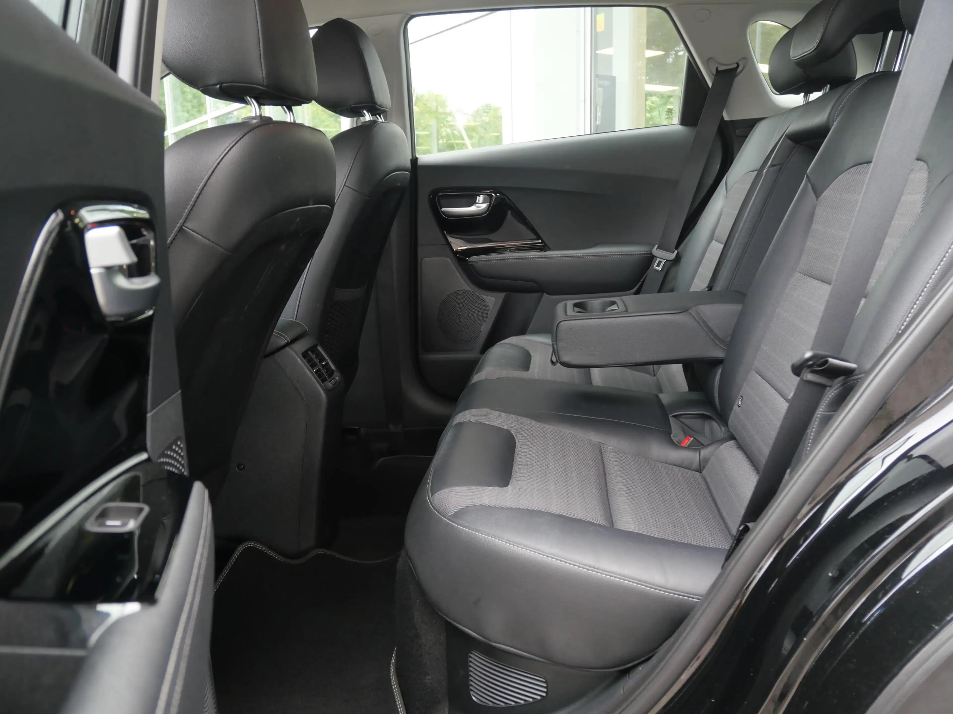 Kia Niro 1.6 GDi Hybrid DynamicLine | Trekhaak | Cruise | C — photo 13