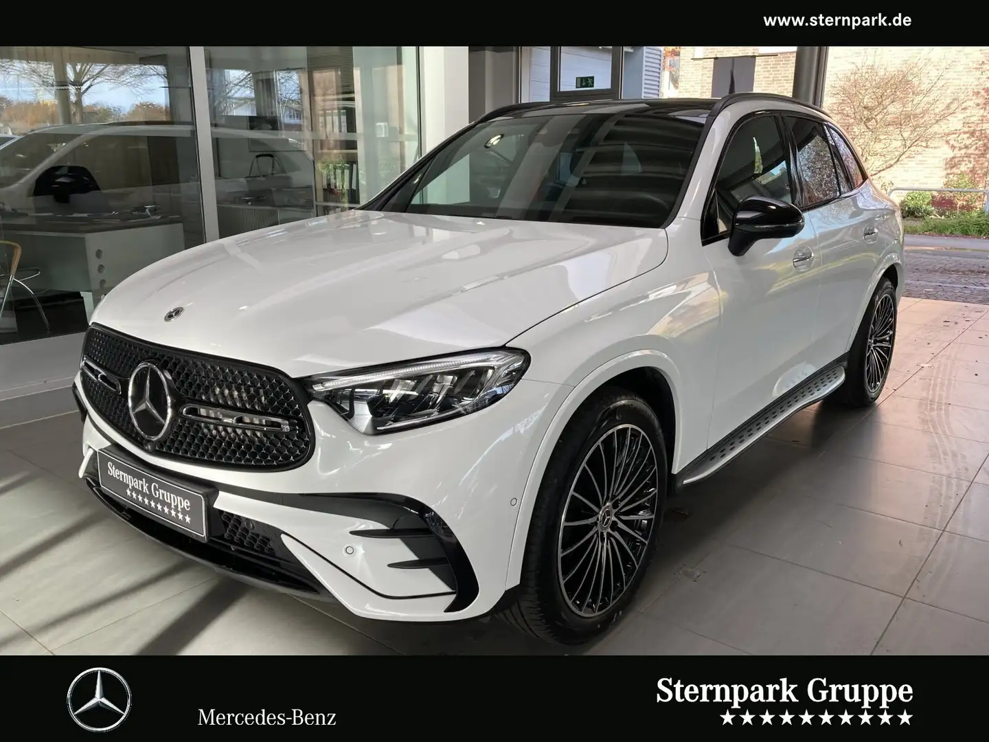 Mercedes-Benz GLC 400 GLC 400 e 4MATIC mit EQ Hybrid Technologie Pano+HAL+AIRM+Distr+Massage+AHK Weiß - 1