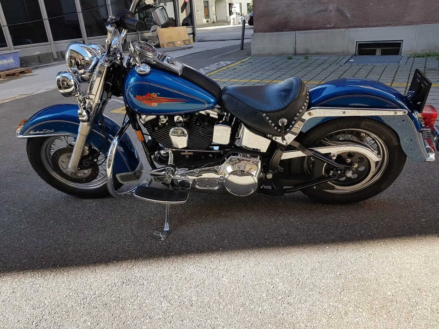 Harley-Davidson Softail FLSTN Kék - 1