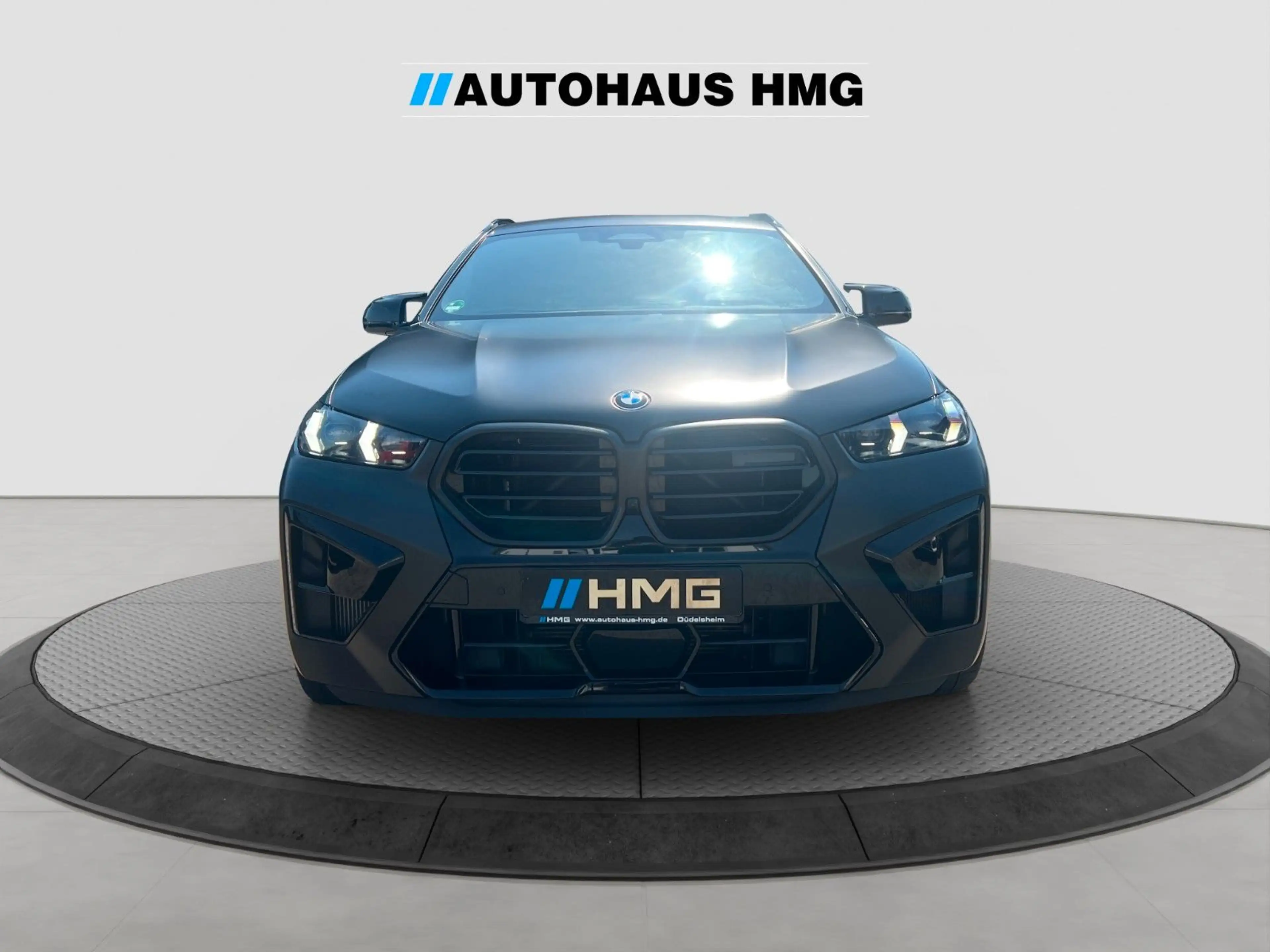 BMW X6 M Competition *MATT*AKRAPOVIC*PANO*M DRIVERS* — photo 8