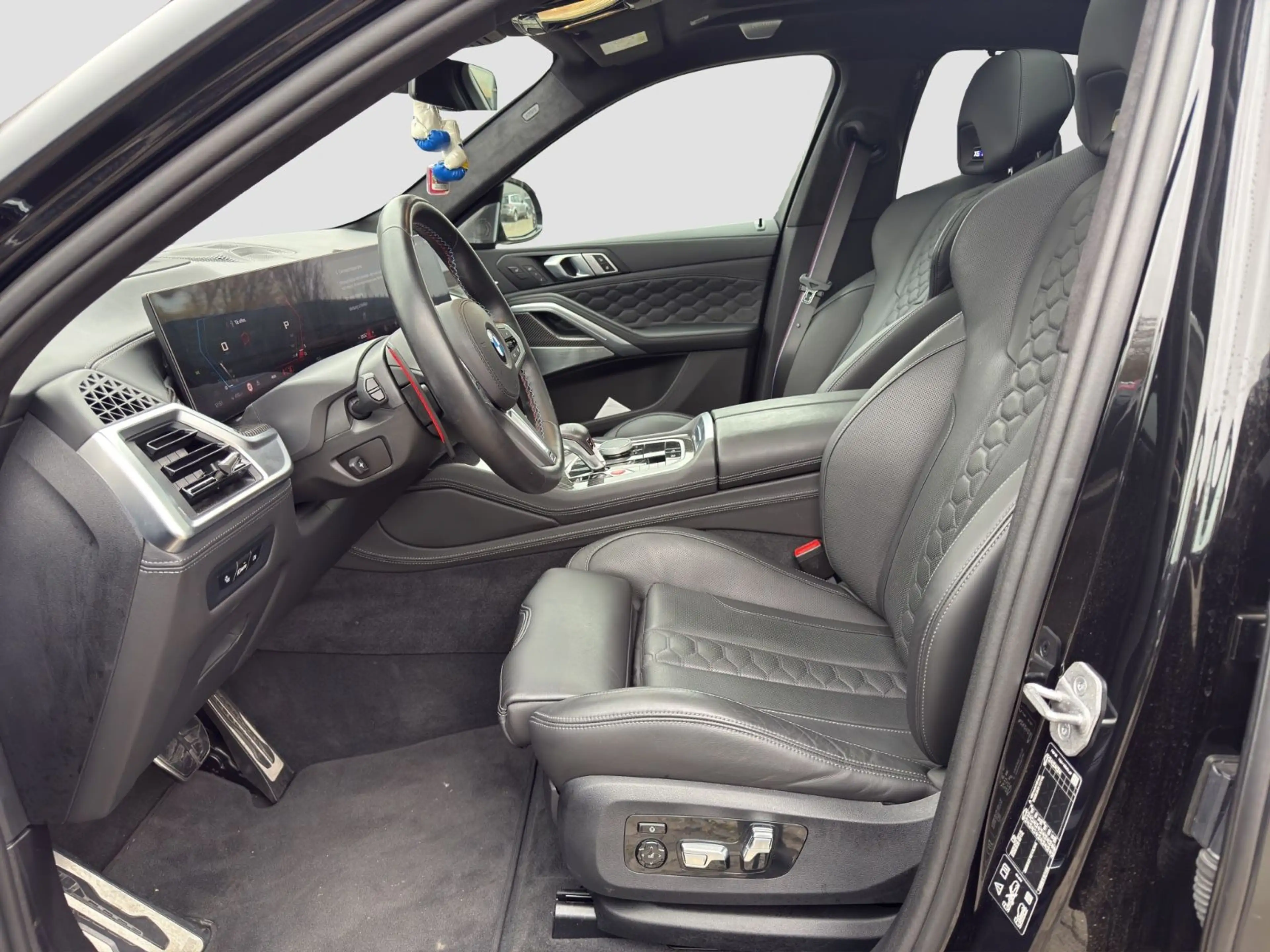 BMW X6 M Competition *MATT*AKRAPOVIC*PANO*M DRIVERS* — photo 9