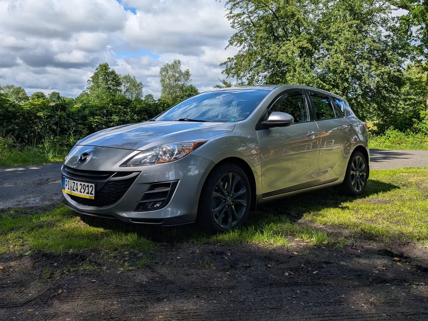 Mazda 3 3 2.0 MZR Aut. Exclusive-Line Silber - 2