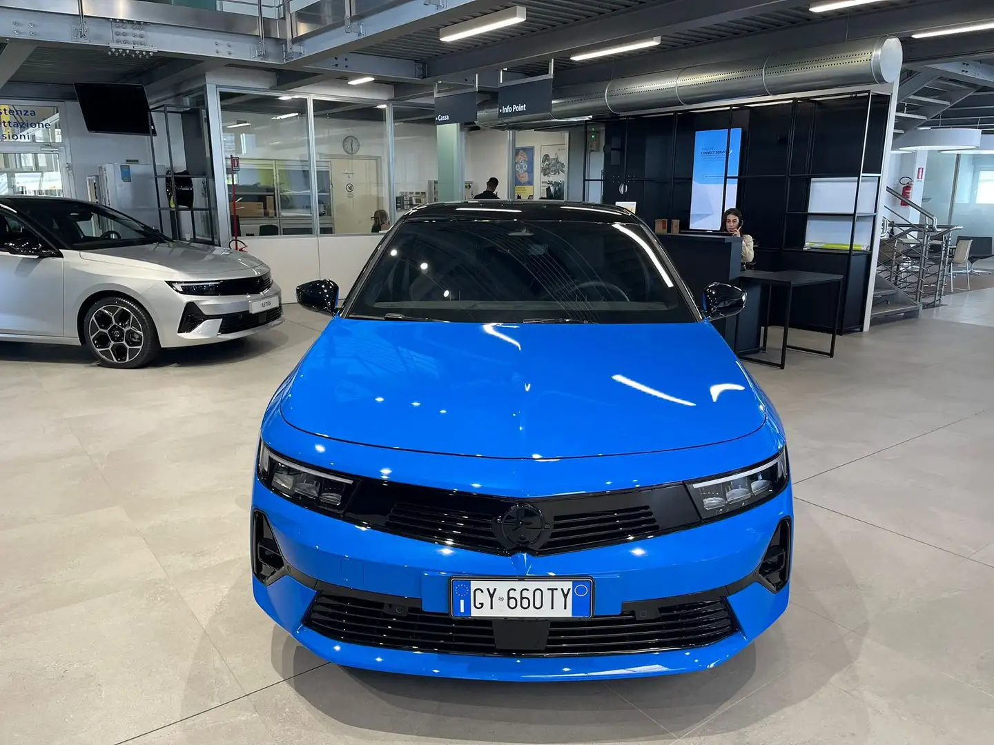Opel Astra Nuova 5P GS HYBRID 1.2 136cv AT6 S&S Blu/Azzurro - 2