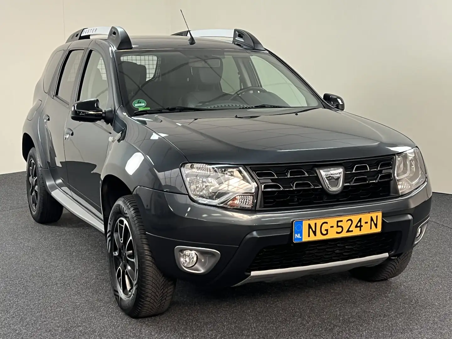 Dacia Duster 1.2 TCe 4x2 Blackshadow Navi/Camera/leder Grijs - 2