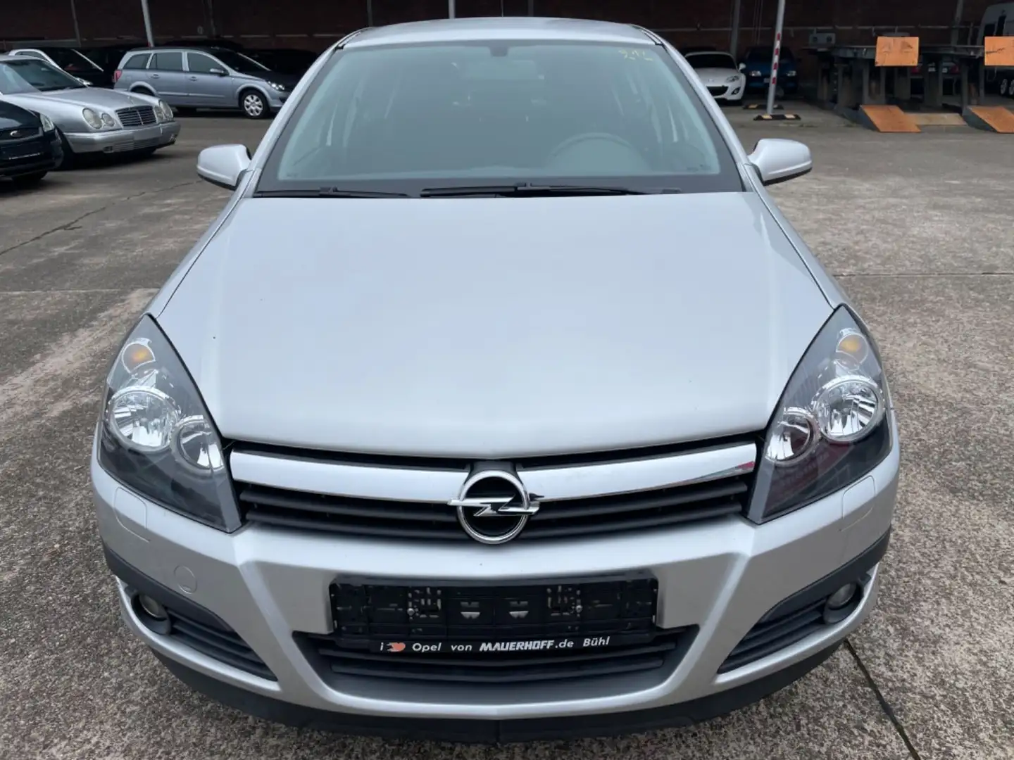 Opel Astra H Lim. Edition/AUTOMATIK/S-HEFT/TEMPO Silber - 2