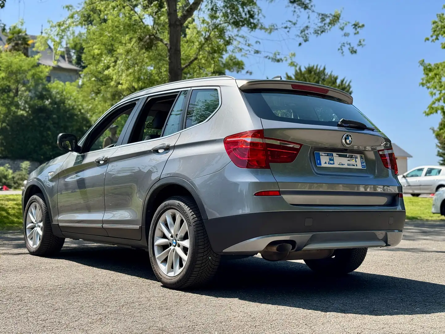 BMW X3 X3 xDrive20d 184ch Sport Design Steptronic A Gris - 2