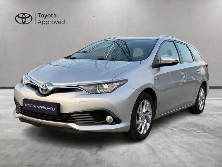 Toyota Auris 1.8h Active cvt