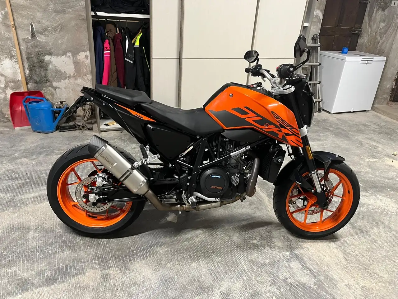 KTM 690 Duke