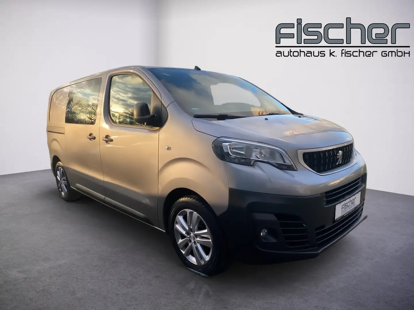 Peugeot Expert e-Expert L2H1 Premium 50 kWh Batterie Zilver - 2