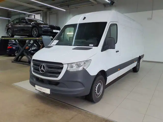 Mercedes-Benz Sprinter view 7