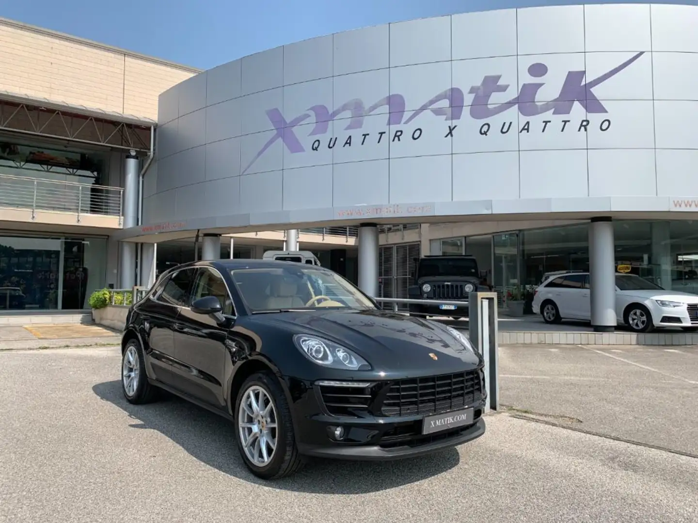 Porsche Macan 3.0 S Diesel IVA ESPOSTA Nero - 2