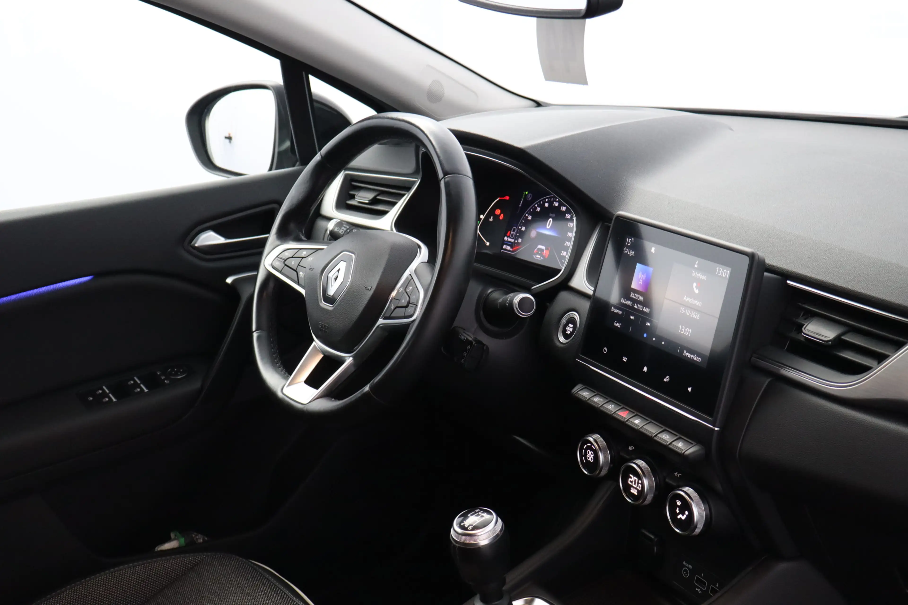 Renault Captur 1.0 TCe 90 Edition One/ 360°Camera/ 17'' LMV/ LED — photo 39