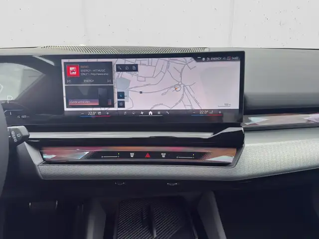 BMW I5 view 13
