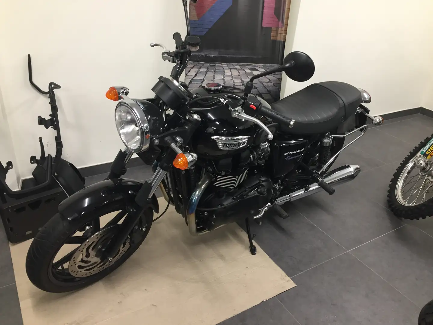 Triumph Bonneville Newchurch - 1