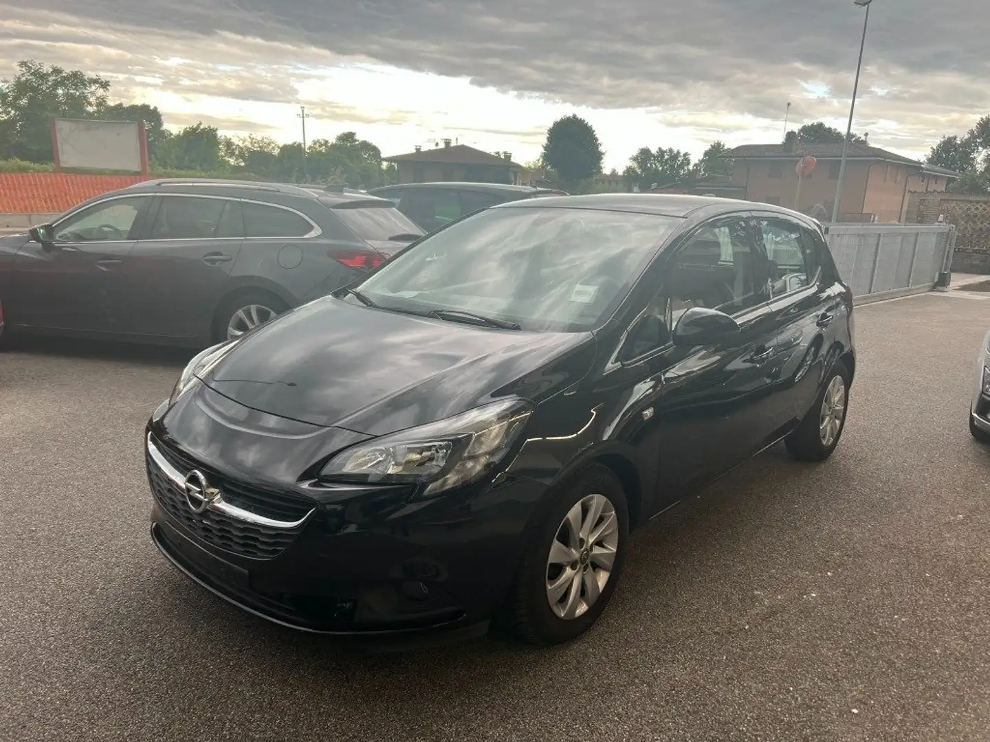 Opel Corsa 1.2 5 porte Innovation Nero - 1