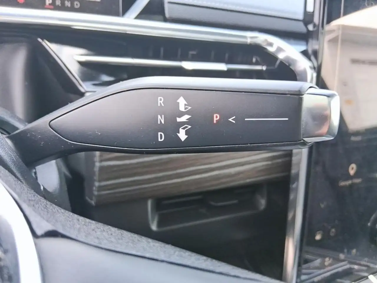GMC Sierra EV снимка GMC Sierra EV