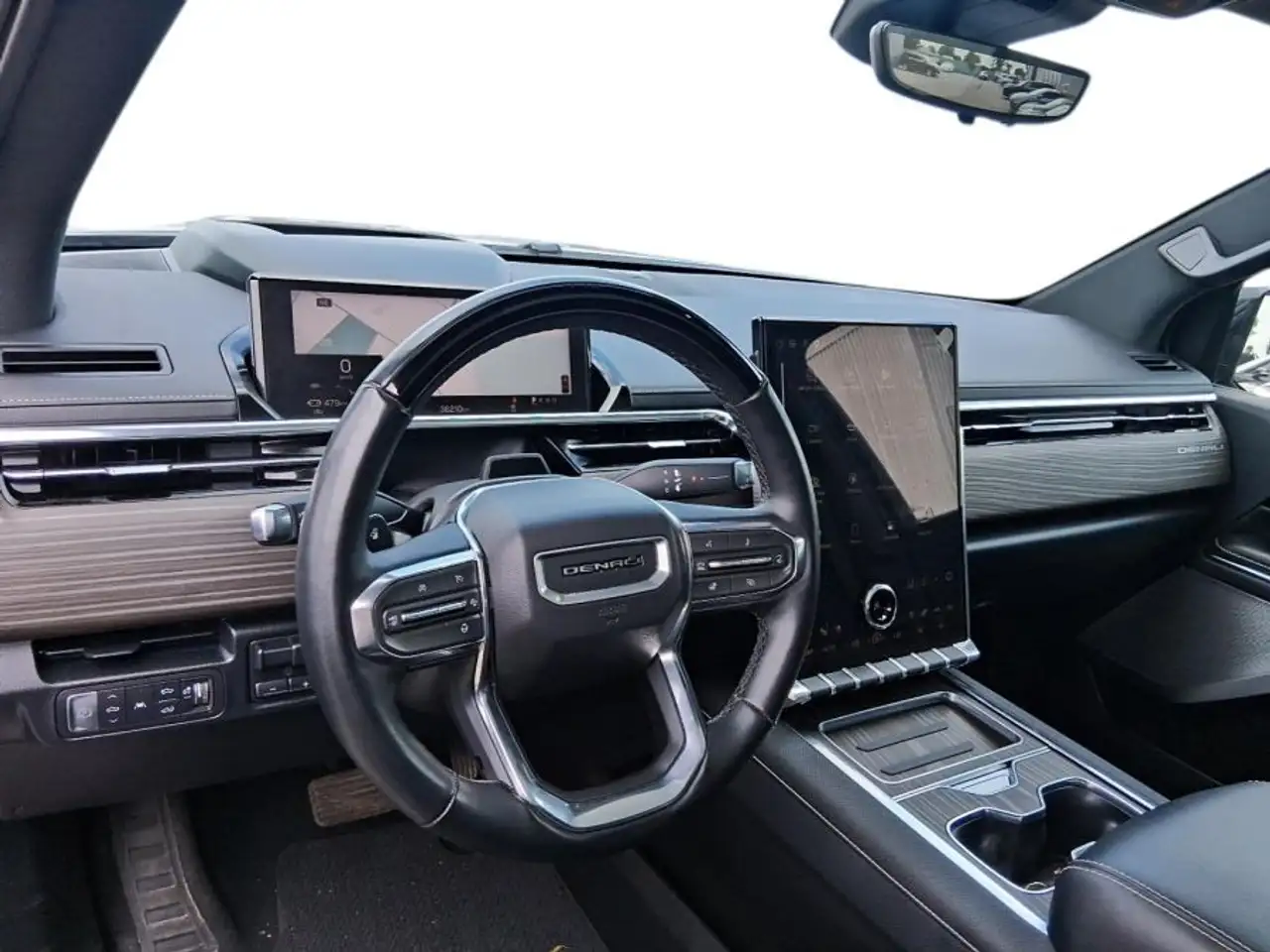 GMC Sierra EV снимка GMC Sierra EV