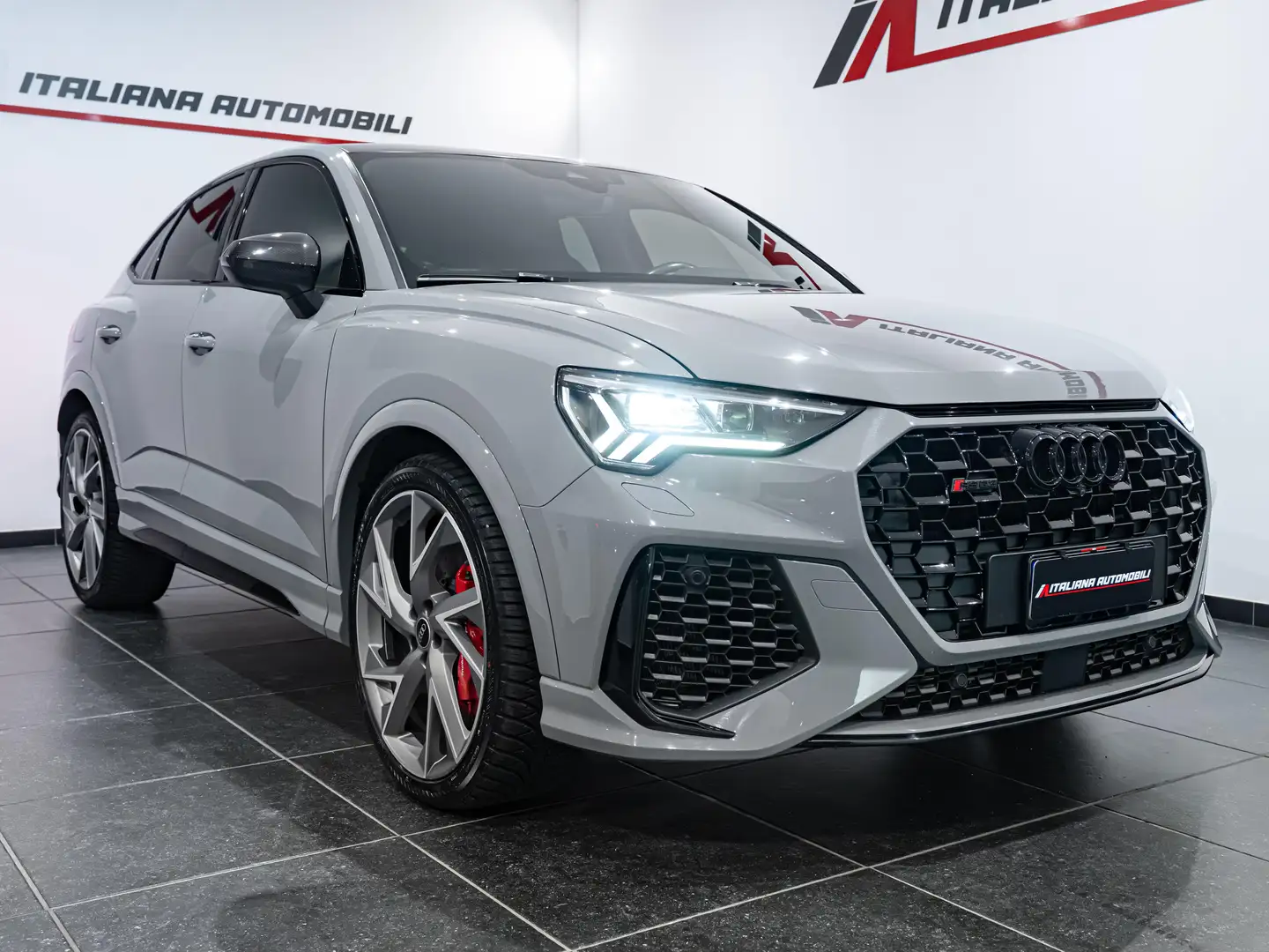 Audi RS Q3 Q3 Sportback 2.5 quattro s-tronic Grau - 1