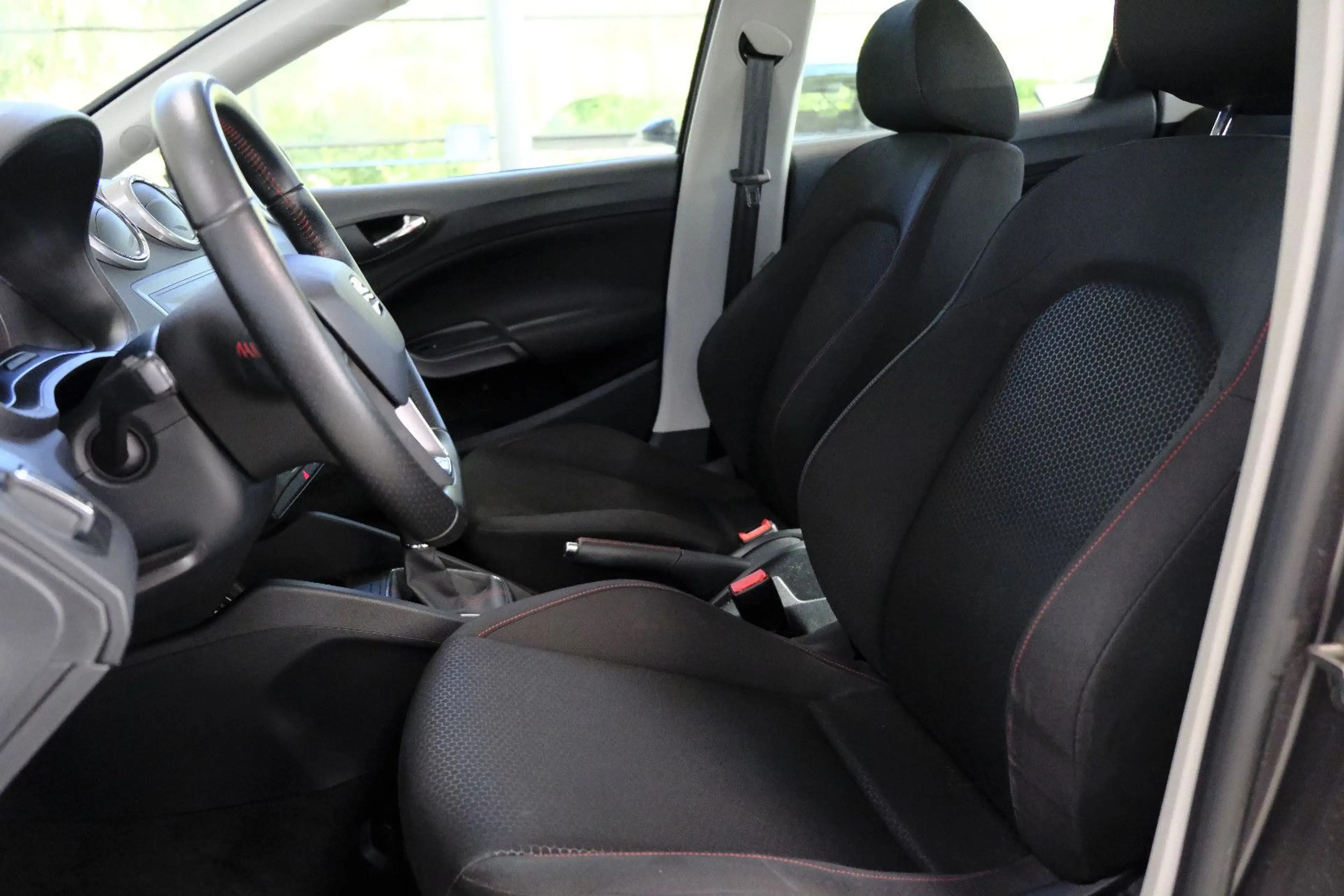 SEAT Ibiza FR*TEMPOMAT*HU/NEU* — photo 10