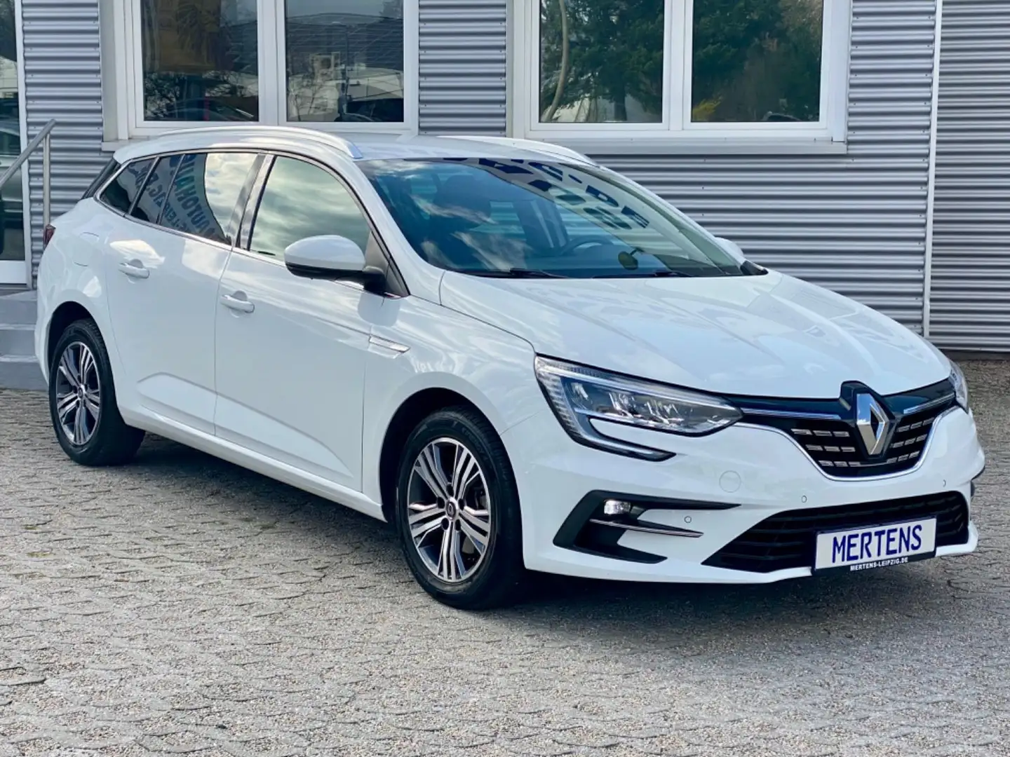 Renault Megane Grandtour Intens LED Nav DAB SHZ PDC LRhz Weiß - 2
